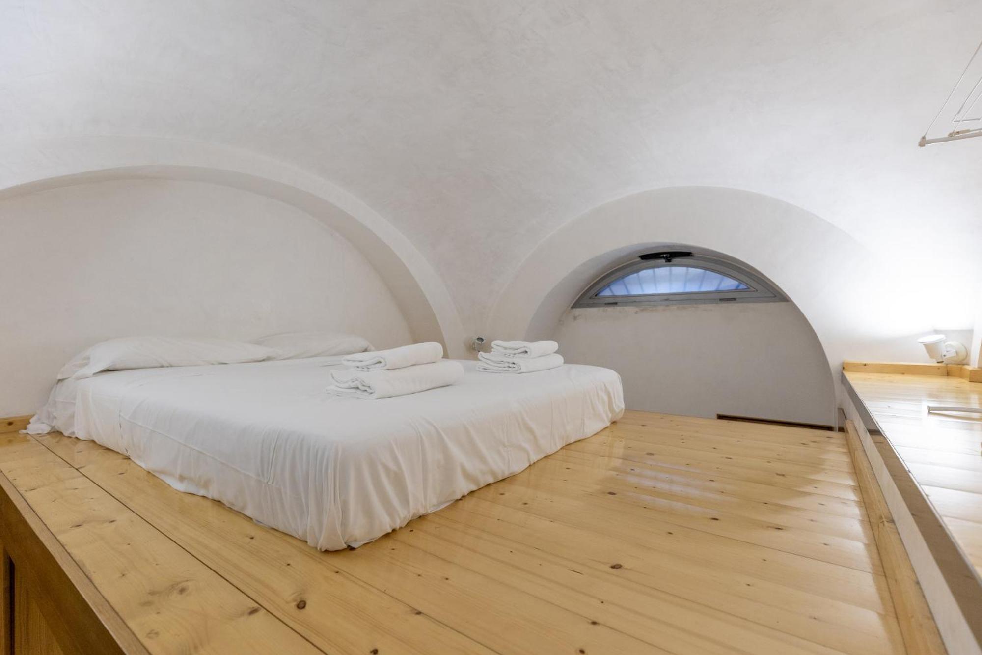 Monti House - Center Apartment